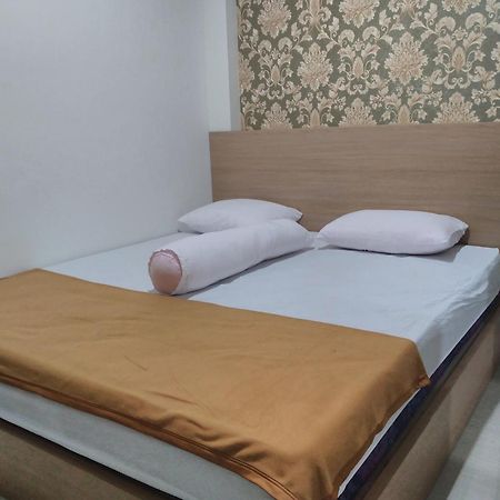 Grha Raf Homestay Makale Kültér fotó