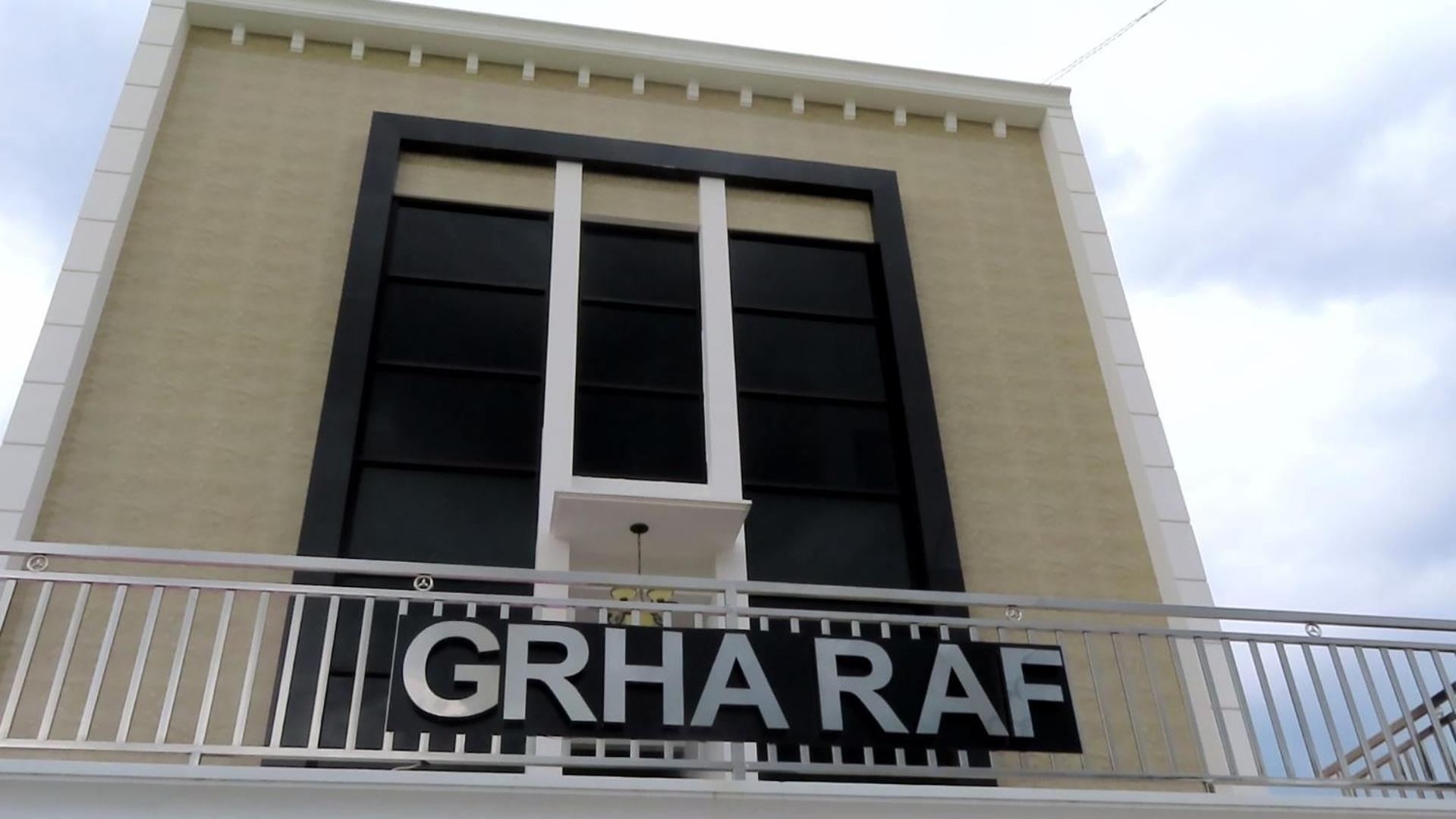 Grha Raf Homestay Makale Kültér fotó