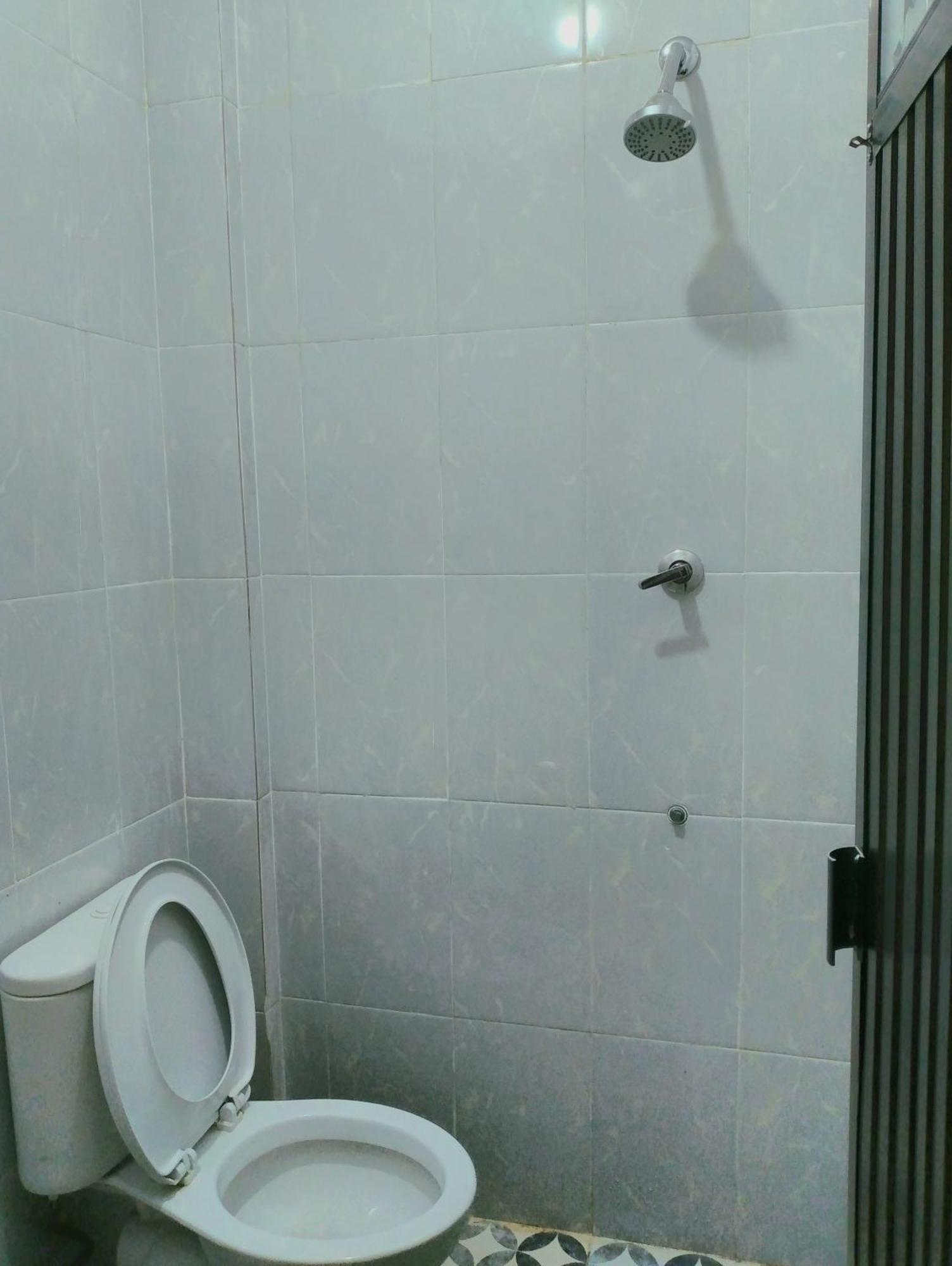 Grha Raf Homestay Makale Kültér fotó